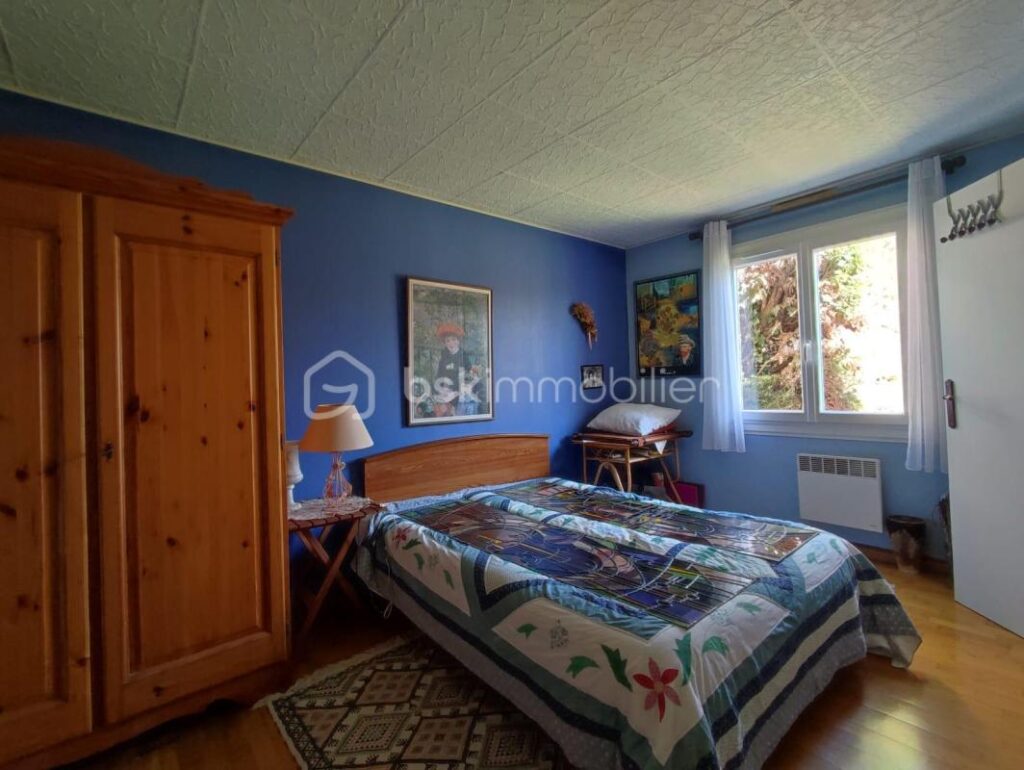 Rabastens – maison plain pied avec piscine – a deux pas du centre ville – 6 pièces – 4 chambres – 148 m²