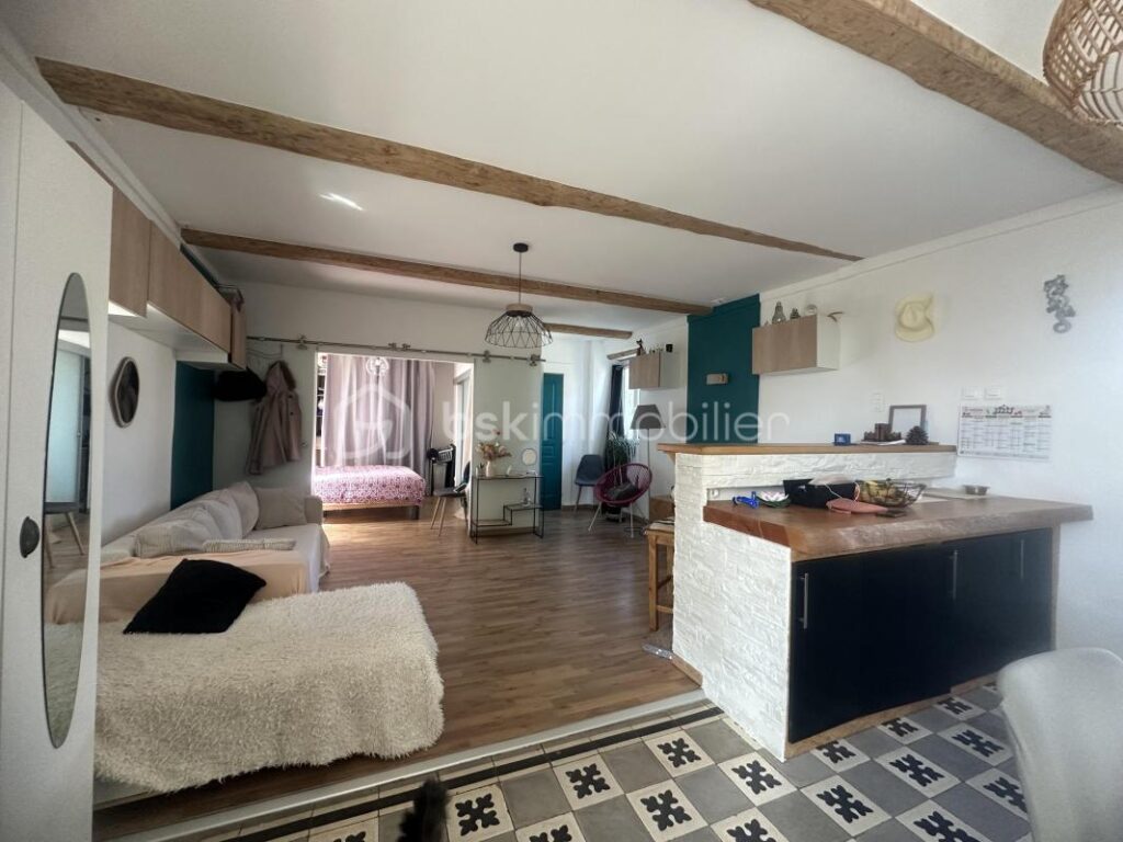 Appartement duplex cosy 52 M2 en campagne à Saint-Christol-Lès-Alès – 2 pièces – 1 chambre – 53 m²
