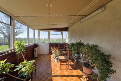 Maison de campagne proche des commodités – 5 pièces – 3 chambres – 91 m²