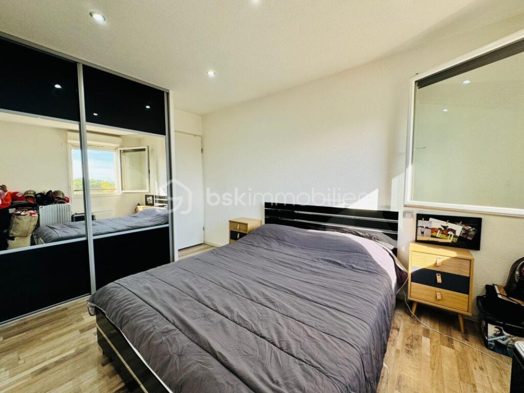 T2 2 étage meublé – 2 pièces – 1 chambre – 42 m²