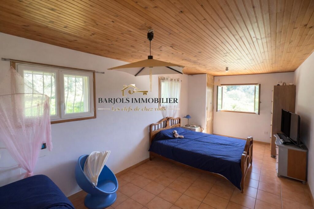 Lot 2 maisons au calme – 6 pièces – 4 chambres – 140 m²