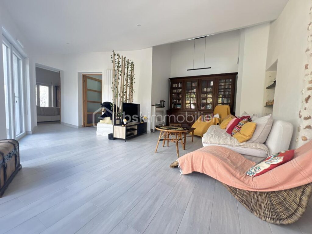 🏡 Maison de caractère rénovée – Lardy Bourg – 5 pièces – 3 chambres – 139 m²