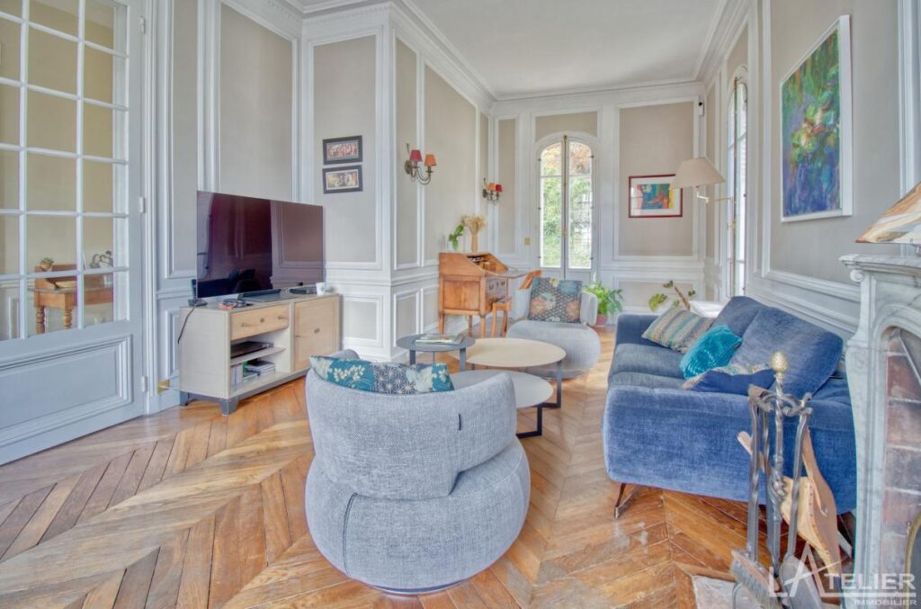 La belle aux Coteaux souriants – 9 pièces – 5 chambres – 195 m²