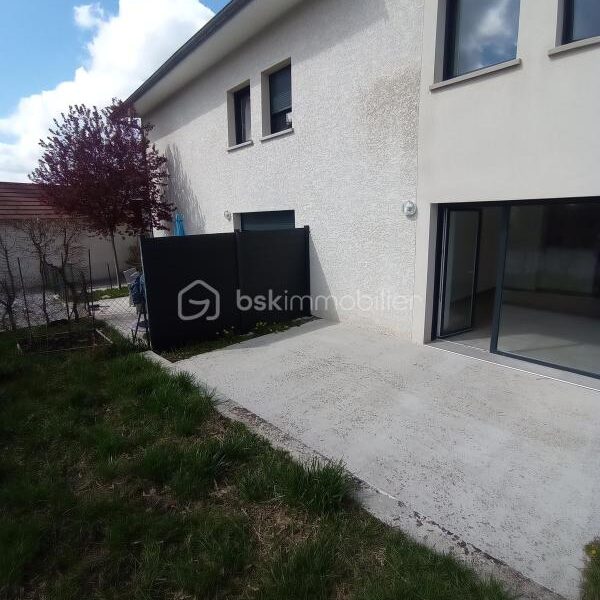 Appartement à vendre à Saone