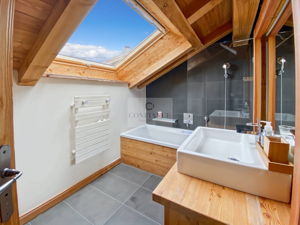 Chalet – 5 pièces – 4 chambres – 180 m²