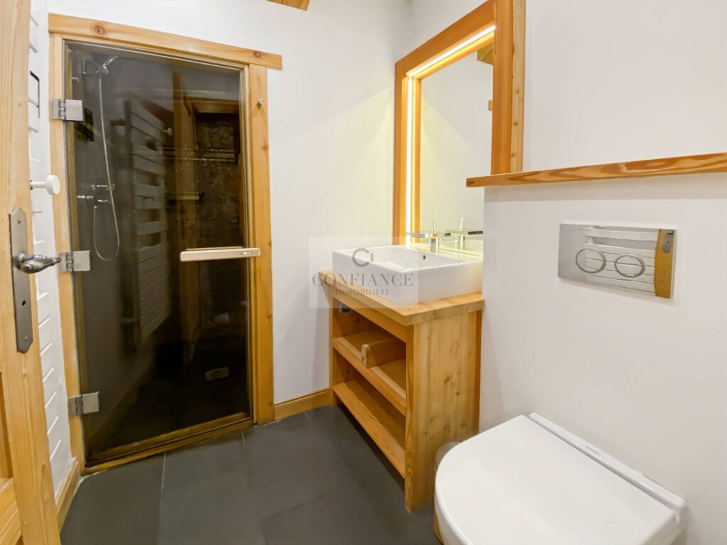 Chalet – 5 pièces – 4 chambres – 180 m²