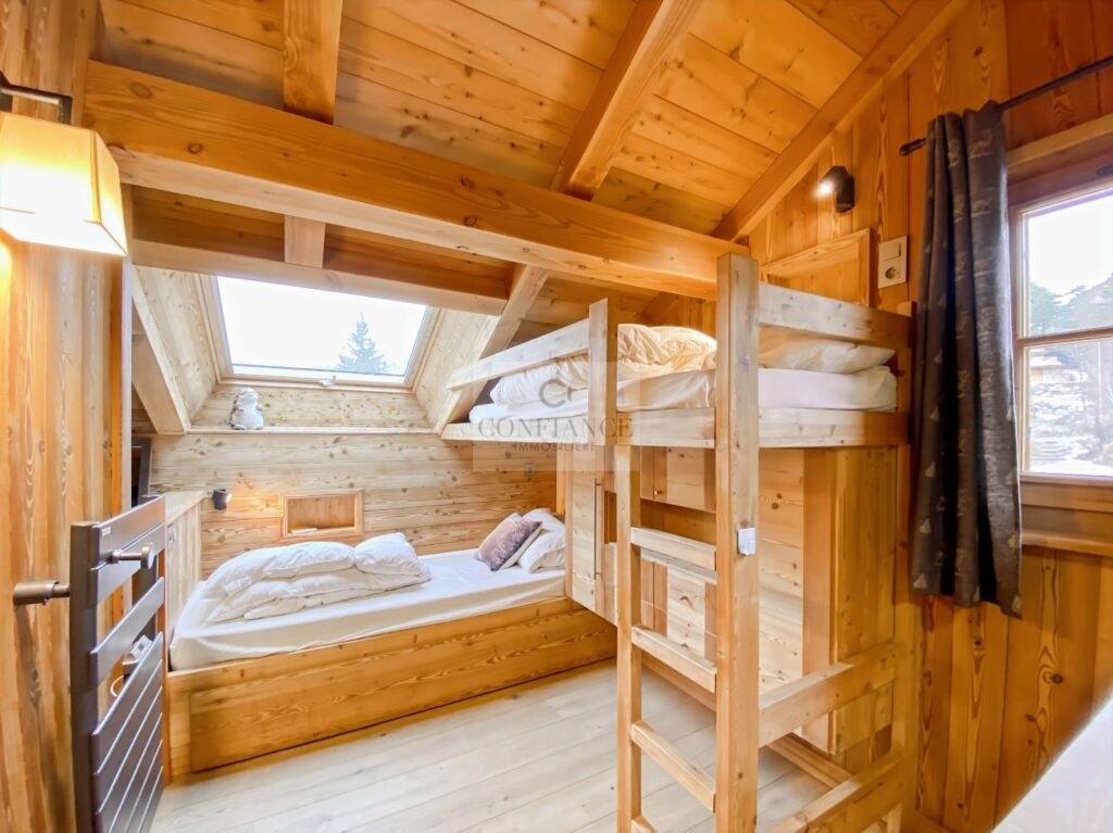 Chalet – 5 pièces – 4 chambres – 180 m²