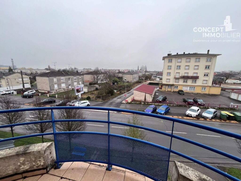 Appartement Florange 1 pièce(s) 33 m2 avec balcon et garage – 1 pièce – NR chambres – 33 m²