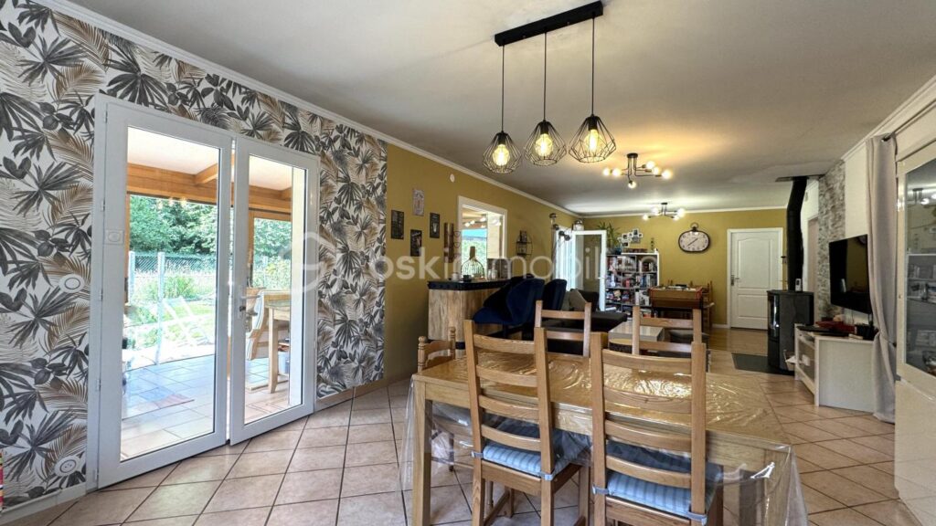 Maison familiale de charme au calme avec vue … Gretz-Armainvilliers 77220 – 8 pièces – 4 chambres – 223 m²