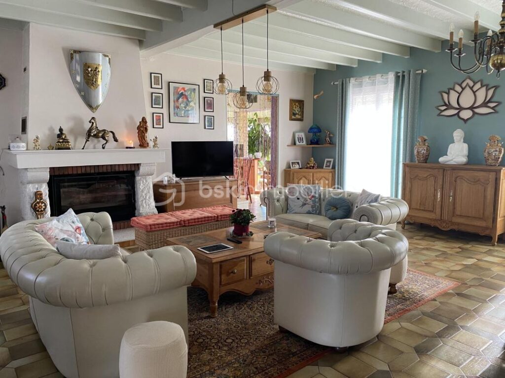 PAU NORD – MAISON 165 M² + GITE 140 m² + DEPENDANCE 60 M² – 7 pièces – 5 chambres – 305 m²