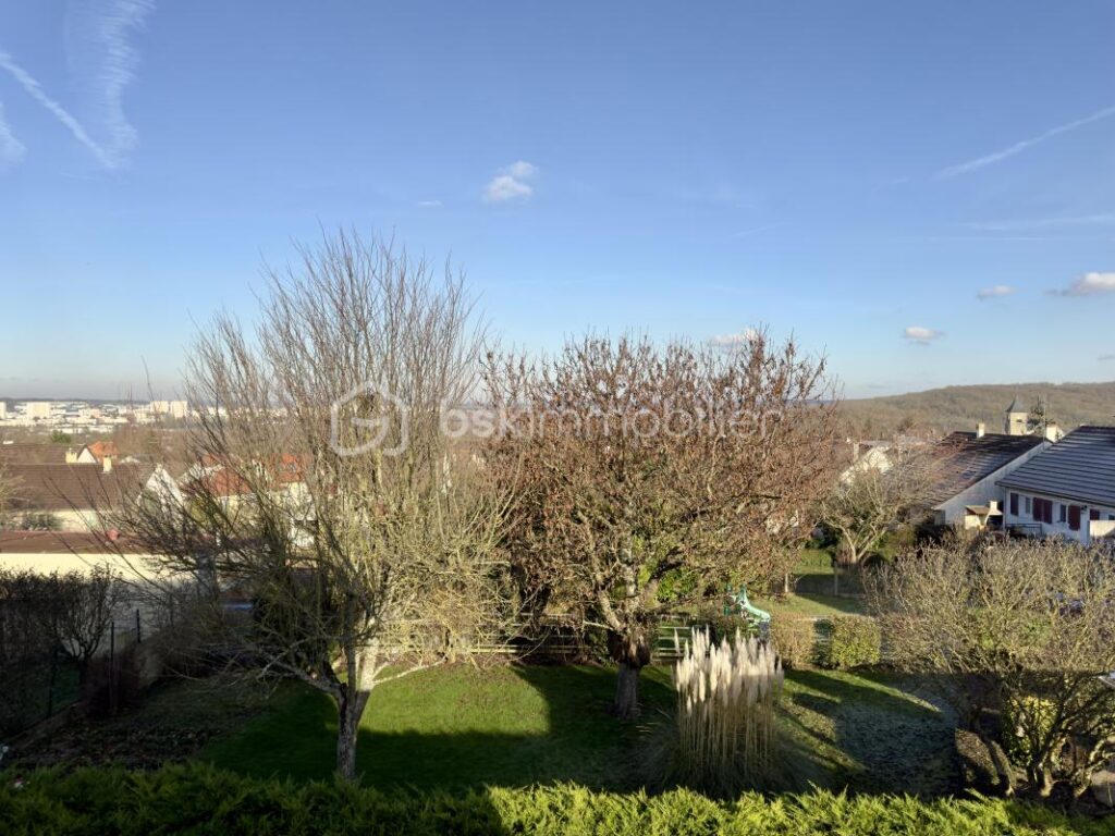 À vendre – Maison récente indépendante (2009) de 110 m² – Nanteuil-lès-Meaux – 6 pièces – 5 chambres – 109 m²