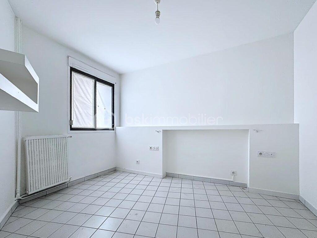 Appartement 5 pièces – 101 m² – Terrasse, Garage et Cave INCLUS – Échirolles – 5 pièces – 4 chambres – 103 m²