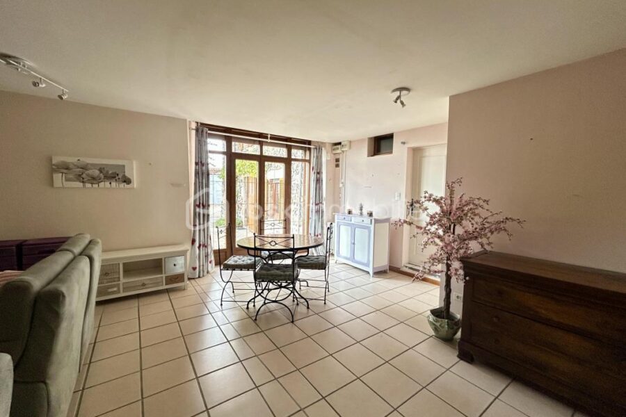 Maison à vendre à Usson
