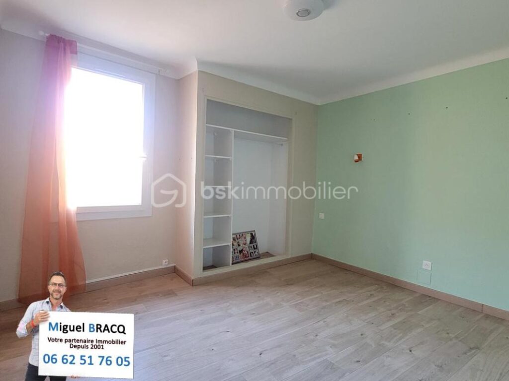 Coup de coeur ! maison F4 avec séjour cuisine de 52 m² + terrasse + parking + garage sur Lespignan 34710 – 4 pièces – 3 chambres – 107 m²