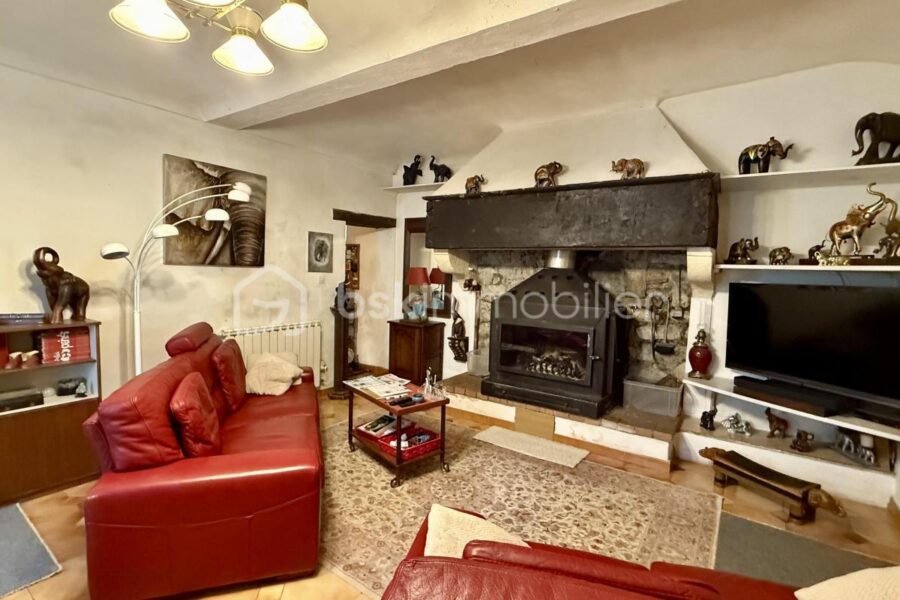 Maison à vendre à Les tourrettes
