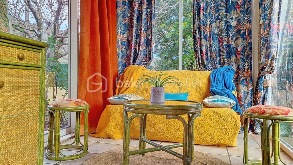 VILLA 4 FACES AVEC PISCINE ET VUE SUR LE CANIGOU – 4 pièces – 3 chambres – 97 m²