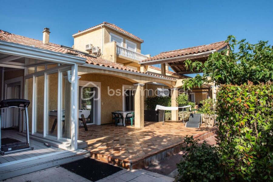 Maison à vendre à Villeneuve de berg