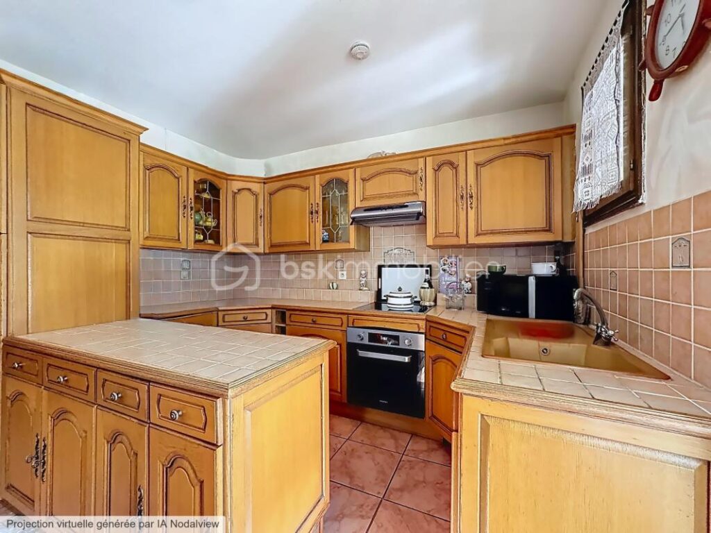 Maison familiale au calme avec terrasse et garage – Moirans (Chemin des Mûriers – 5 pièces – 3 chambres – 146 m²