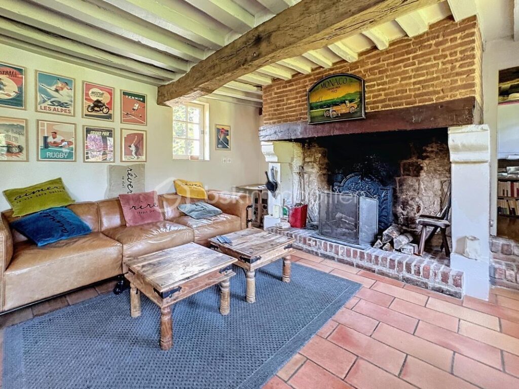 Maison de campagne avec grande dépendance et piscine – 6 pièces – 3 chambres – 129 m²