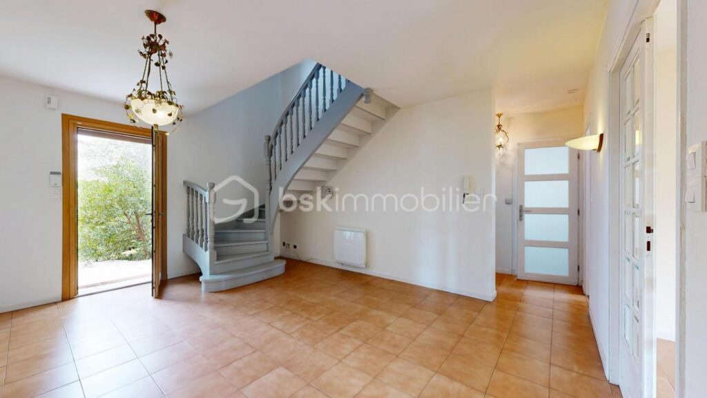 MAISON INDIVIDUELLE – PISCINE – TOURNEFEUILLE – CALME – 137m2 – DOUBLE VITRAGE – PROCHE AIRBUS- ROCADE ARC-EN-CIEL – 5 pièces – 3 chambres – 137 m²