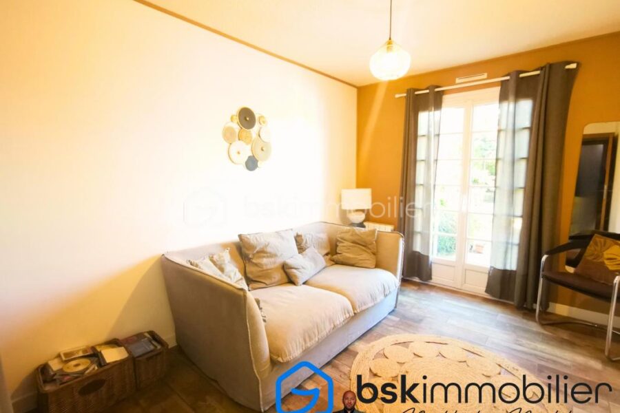 Maison à vendre à Saint privat des vieux