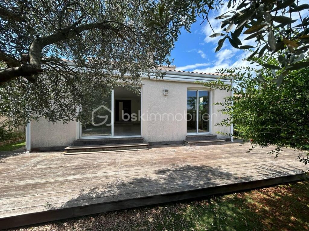 Maison T4 113m² Climatisée avec garage GRABELS proche des commerces – 4 pièces – 3 chambres – 117 m²