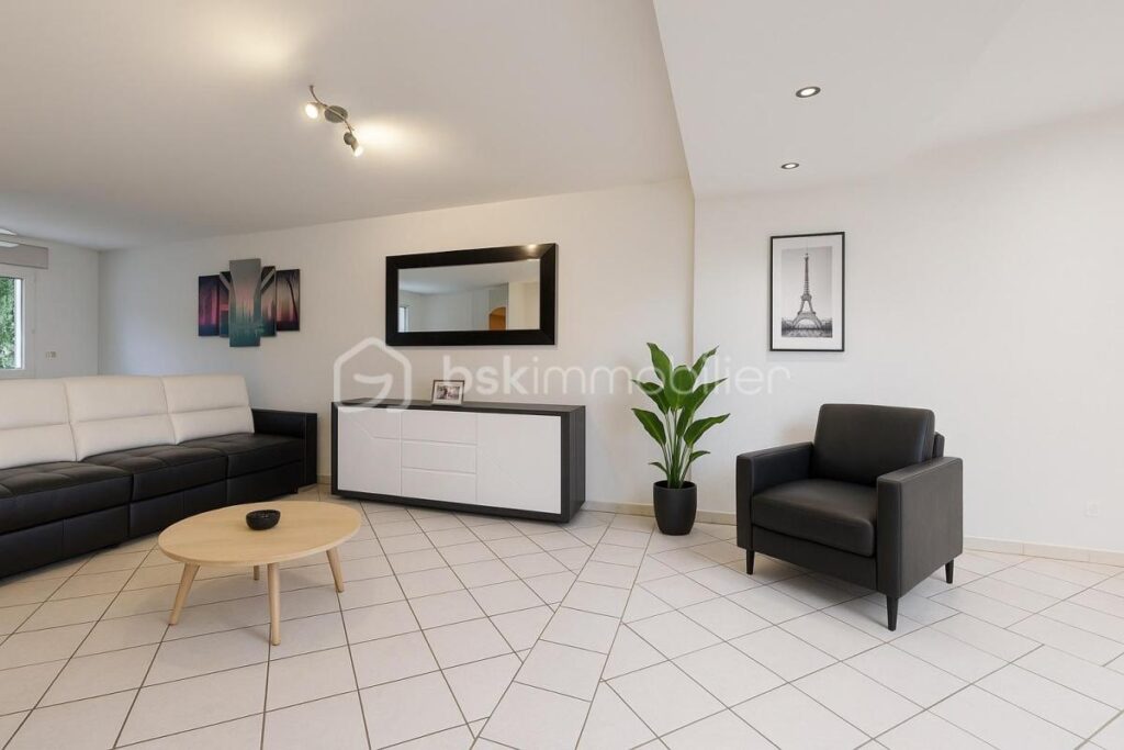 Maison de Type T6 de 157 m2 – 6 pièces – 4 chambres – 157 m²