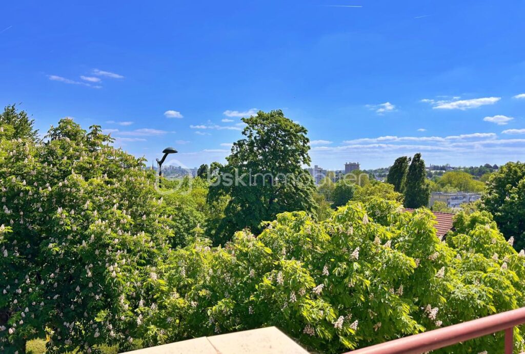 ✨ À vendre – Appartement lumineux avec balcon et vue sur parc arboré à Fontenay-aux-Roses ✨ – 2 pièces – 1 chambre – 49 m²