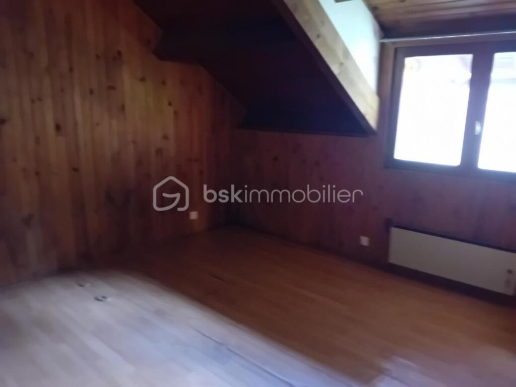 Maison au cœur des Pyrénées – 6 pièces – 4 chambres – 110 m²