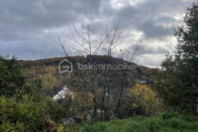 Maison de plain-pied avec deux chambres située au calme ! – 3 pièces – 2 chambres – 70 m²