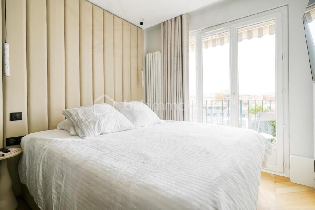 Pantin – 3 pièces – 62 m² – Dernier étage – Parking – Meublé – 3 pièces – 2 chambres – 62 m²