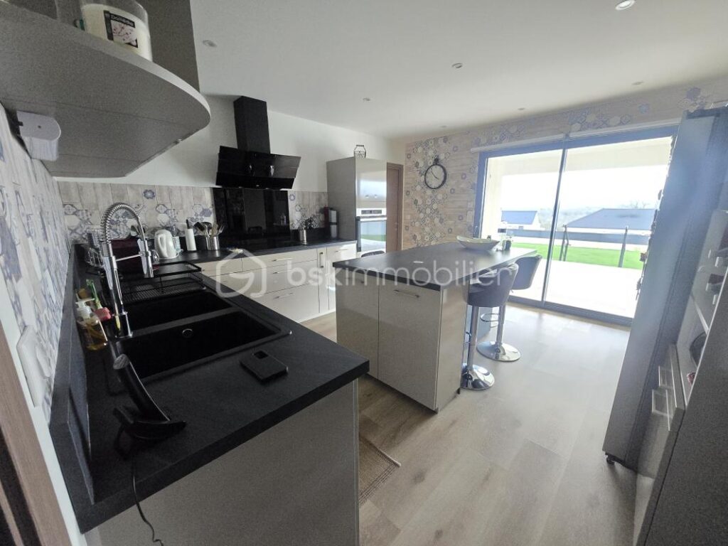 Magnifique Pavillon de plain pied de 131m² à Nevers – 5 pièces – 4 chambres – 130 m²