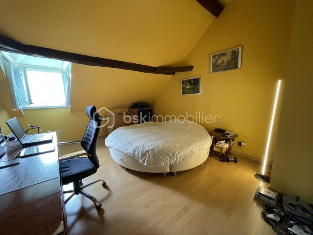 Maison de Maître en bord de Seine – 8 pièces – 5 chambres – 210 m²