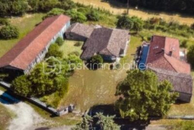 Authentique maison en pierre avec dépendances – 4 pièces – 3 chambres – 140 m²