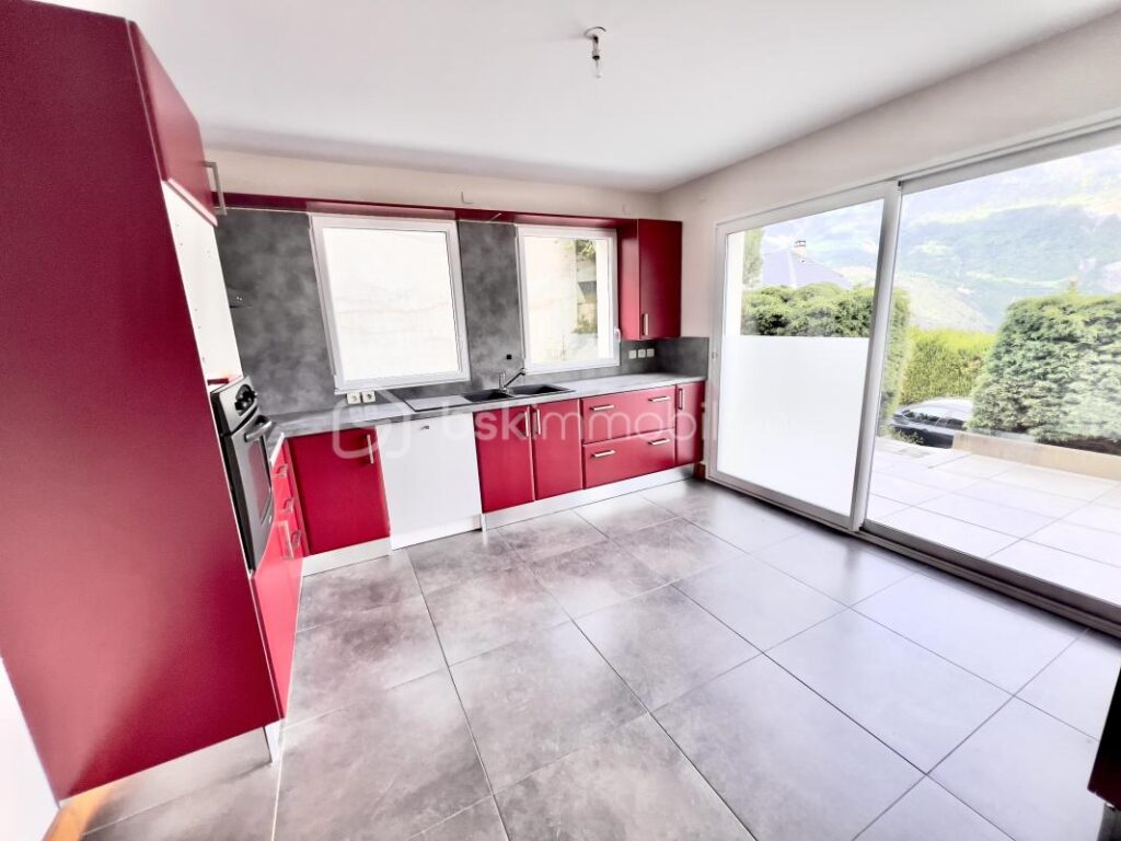 MAISON D’EXCEPTION DE 177 M² – 6 pièces – 5 chambres – 177 m²