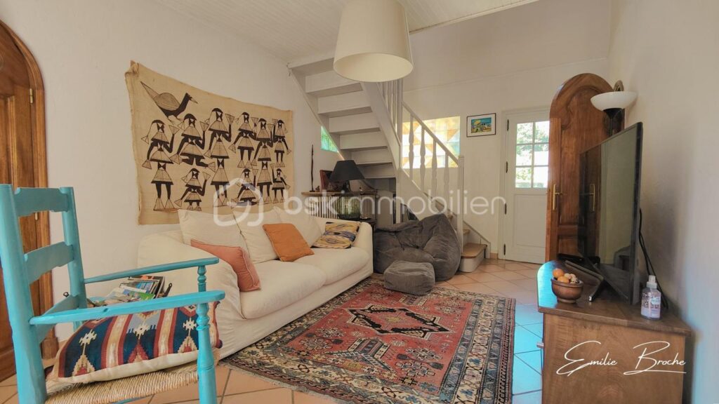 Maison bourgeoise – 10 pièces – 5 chambres – 190 m²