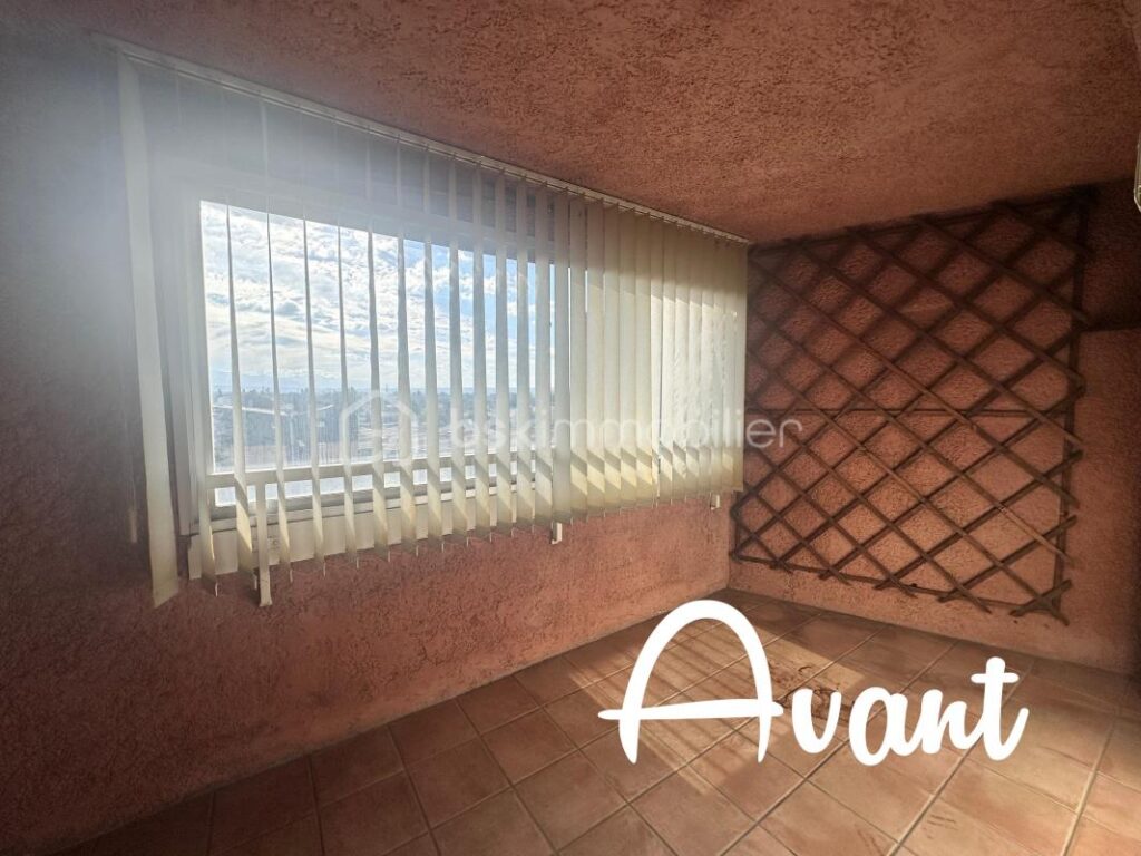 Appartement spacieux au cinquième et dernier étage avec garage privé – 5 pièces – 2 chambres – 88 m²