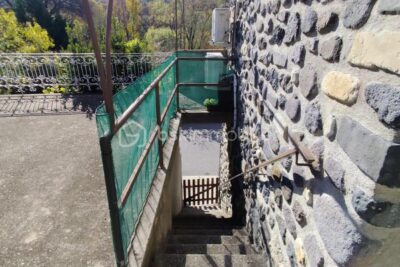 MAISON EN PIERRES ARDECHE MERIDIONNALE – 8 pièces – 3 chambres – 120 m²