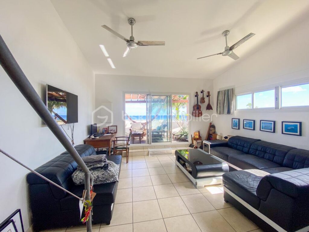 Appartement T2 en Triplex avec vue mer – 2 pièces – 1 chambre – 58 m²