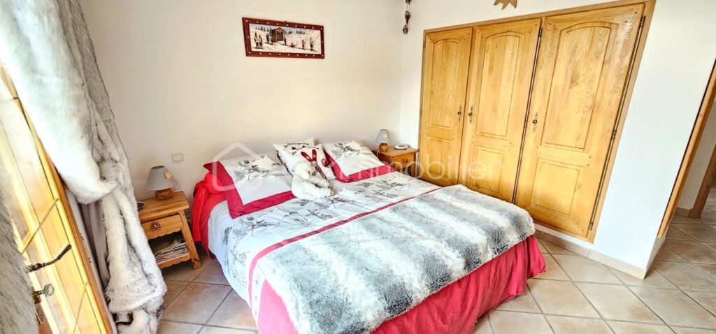 🏔 À VENDRE – Superbe chalet individuel lumineux avec vue panoramique à Allos 🏡 – 6 pièces – 4 chambres – 250 m²