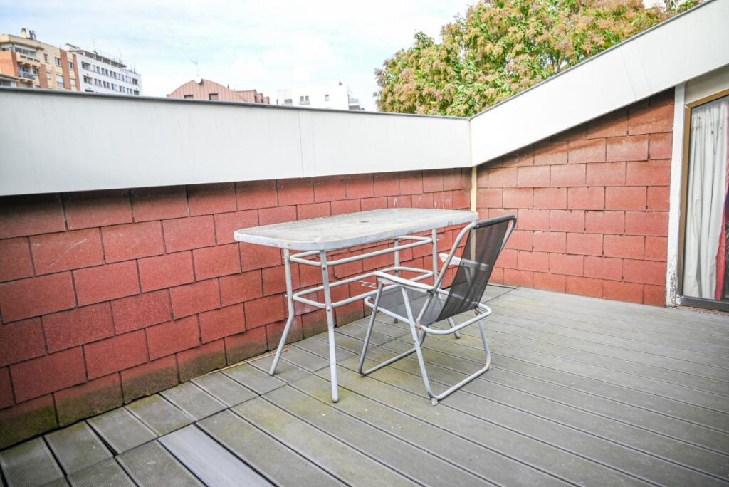 **Maison d’habitation de 232 m2 habitables au cœur de Toulouse face à la Garonne et à la prairie des filtres ** – 8 pièces – 6 chambres – 232 m²