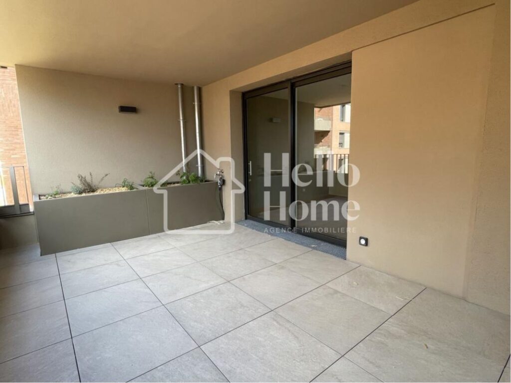 T5 – 129.8m ² – 5 pièces – 4 chambres – 129 m²