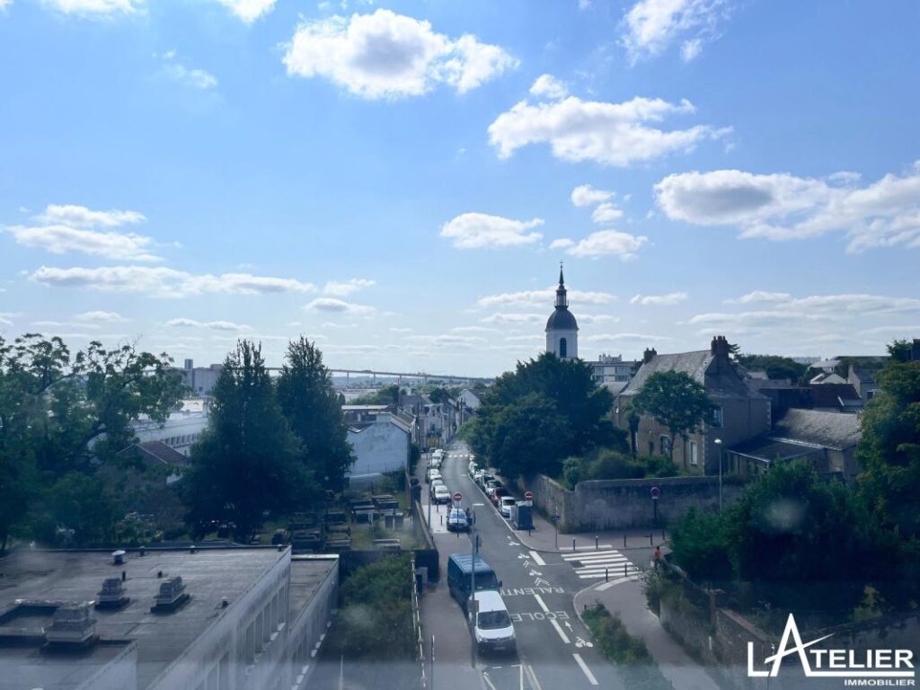 Investisseur – Dernier étage grand T3 Chantenay Ste Anne – 3 pièces – 2 chambres – 60 m²