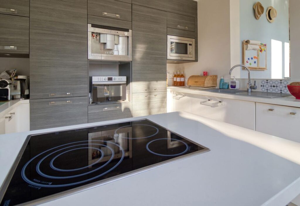 Grande maison avec dépendance – 5 pièces – 3 chambres – 120 m²