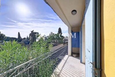 Charmante maison atypique de caractère avec terrasses, studi – 8 pièces – 4 chambres – 183 m²