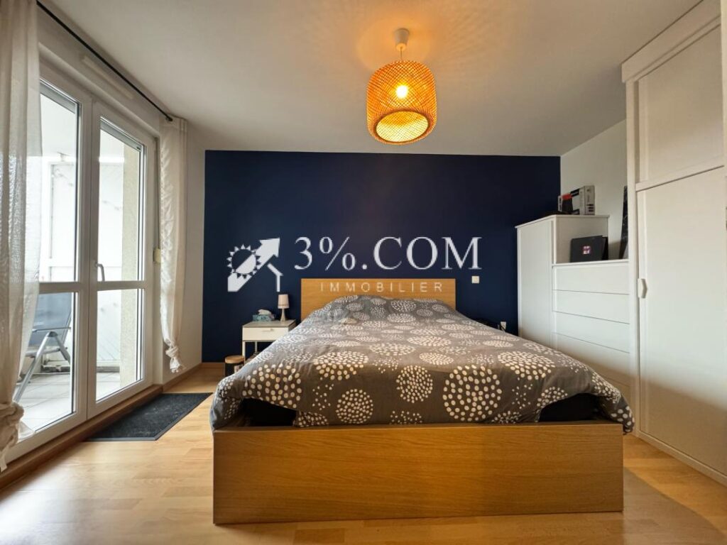 3%COM Beau F3 avec 2 balcons et double garage – 3 pièces – 2 chambres – 68 m²