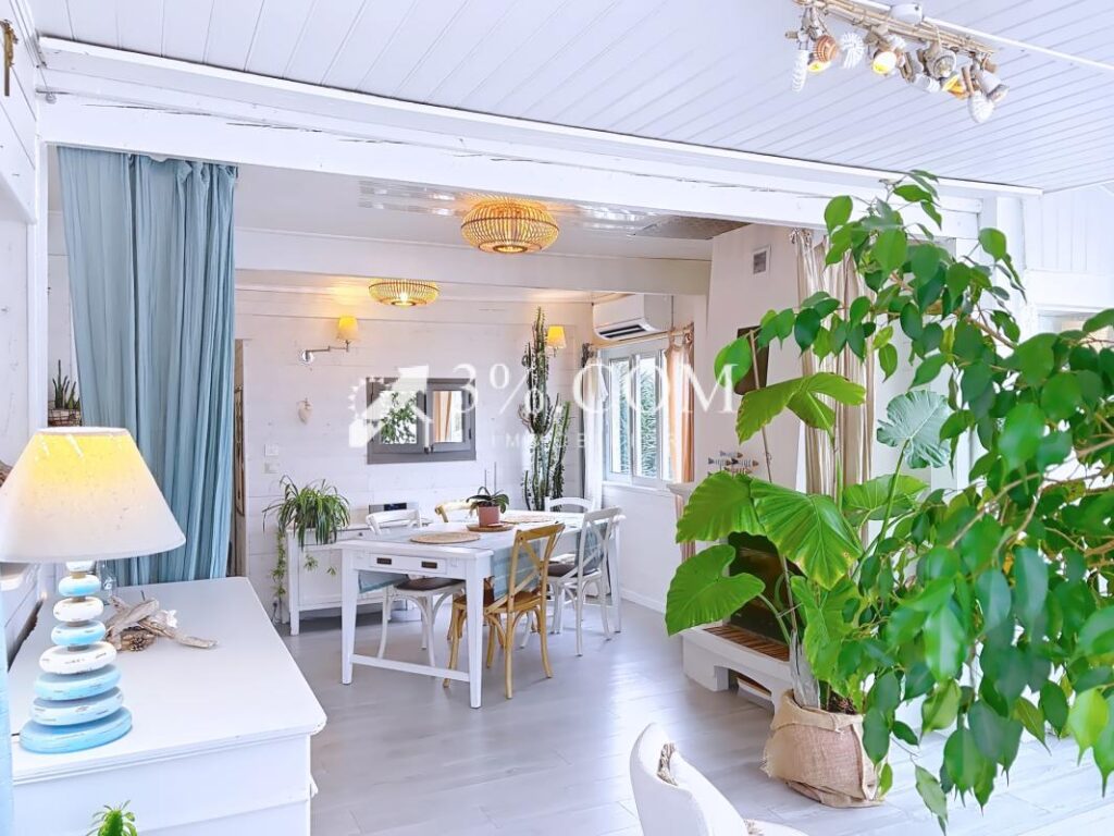 Charmant chalet 7 pièces de 112 m2 en pleine propriété – jar – 7 pièces – 5 chambres – 111 m²