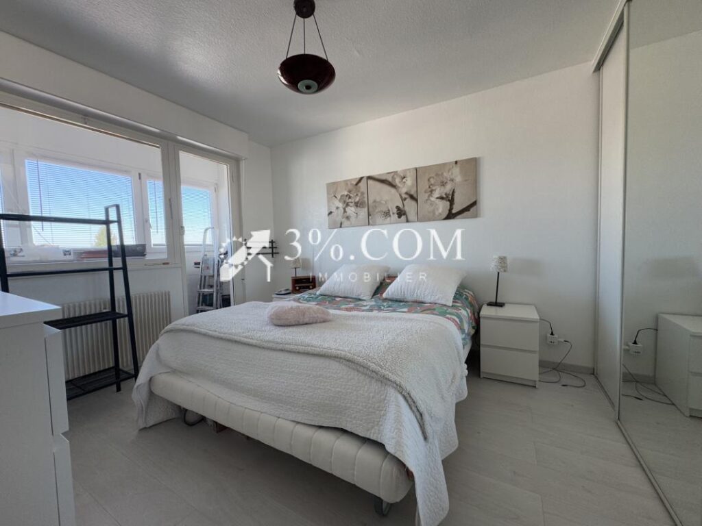 3%COM Beau F5 avec 4 chambres et 2 salles de bain/d’eau – 5 pièces – 4 chambres – 96 m²