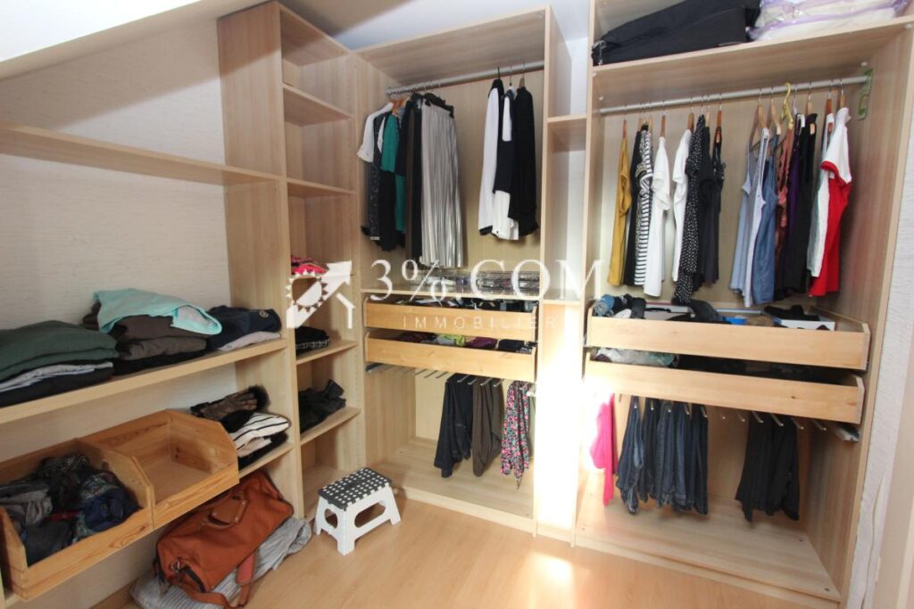 Appartement 5 pièces 176 m2 – 5 pièces – 4 chambres – 176 m²