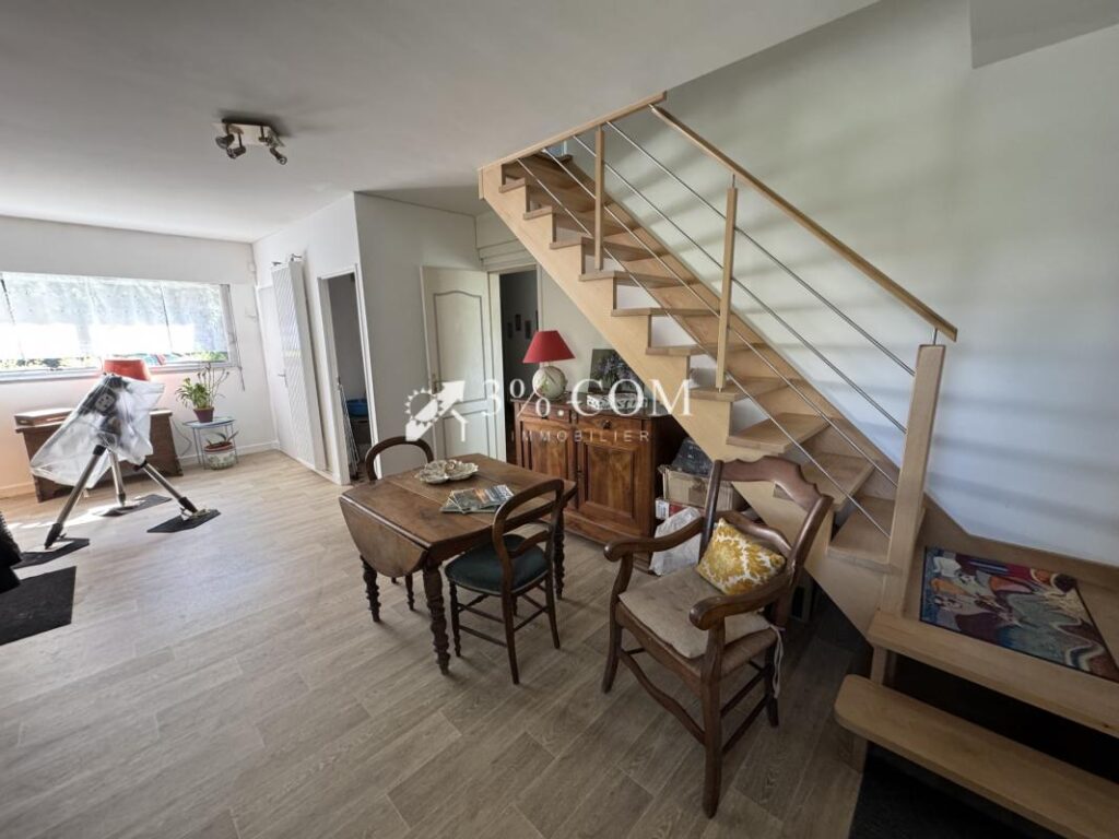 Maison familiale avec vue sur la Ria, 5 chambres – 6 pièces – 5 chambres – 173 m²